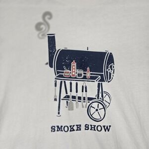 Life is Good T-Shirt Men's Sz  Medium Cream "Smoke Show" Grilling Graphic Casual